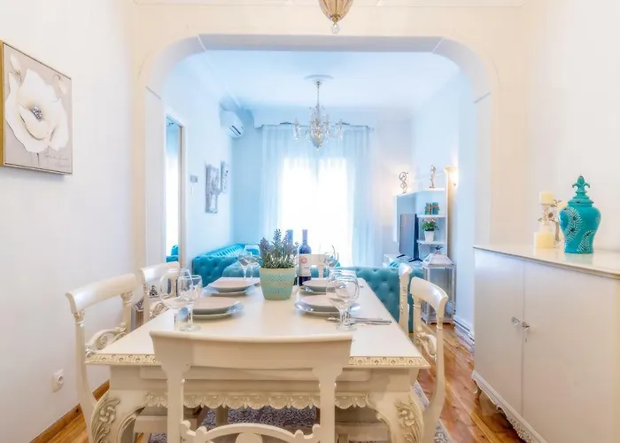 Acropolis Deluxe Apt.
